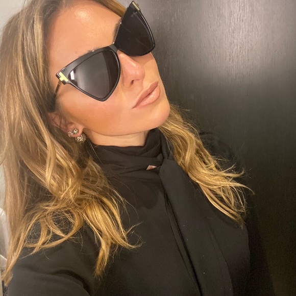 Meet your Posher, Eleonora - Picture 11 of 16